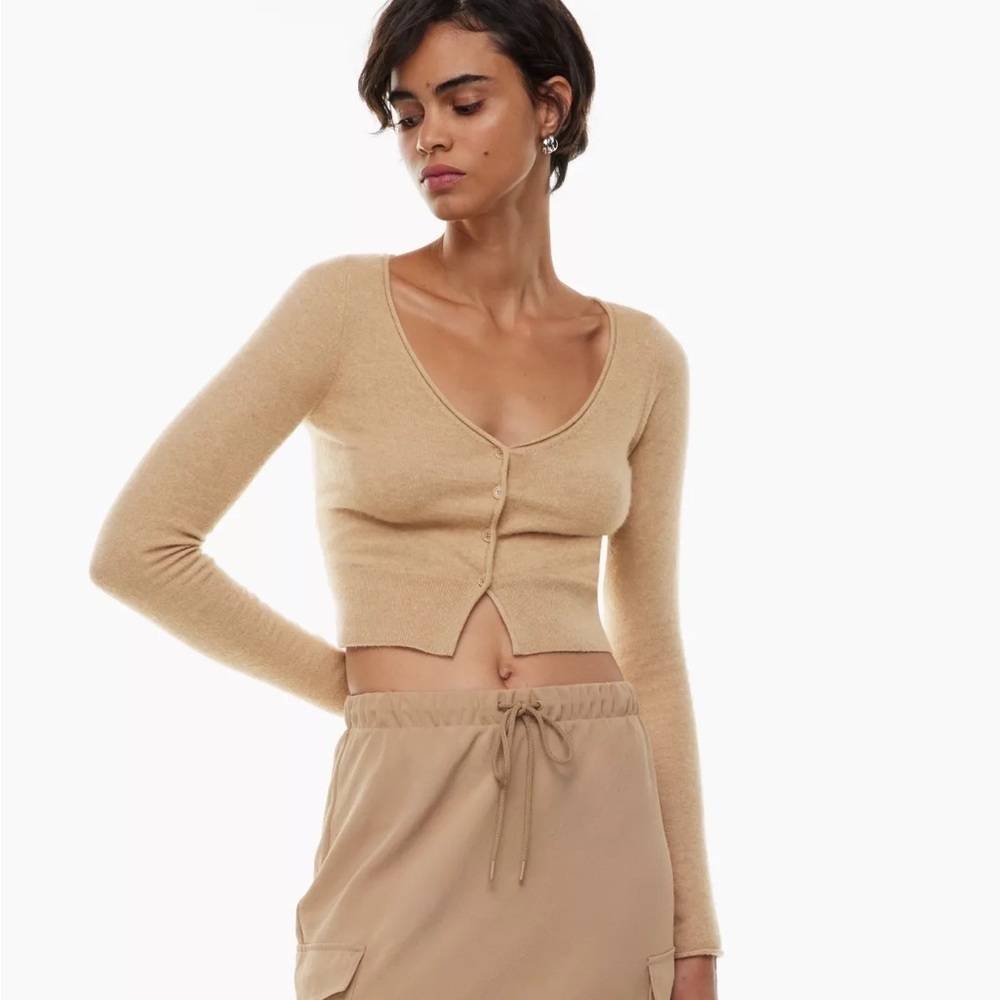 Wilfred Aritzia Santorini Cardigan Soft V-Neck Gold Camel Limited Editio…